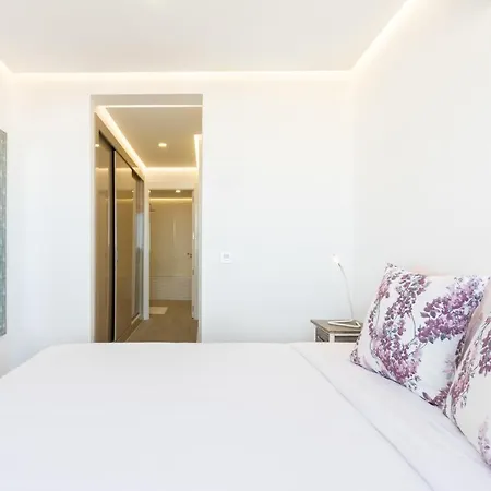 Elekagua Renting *